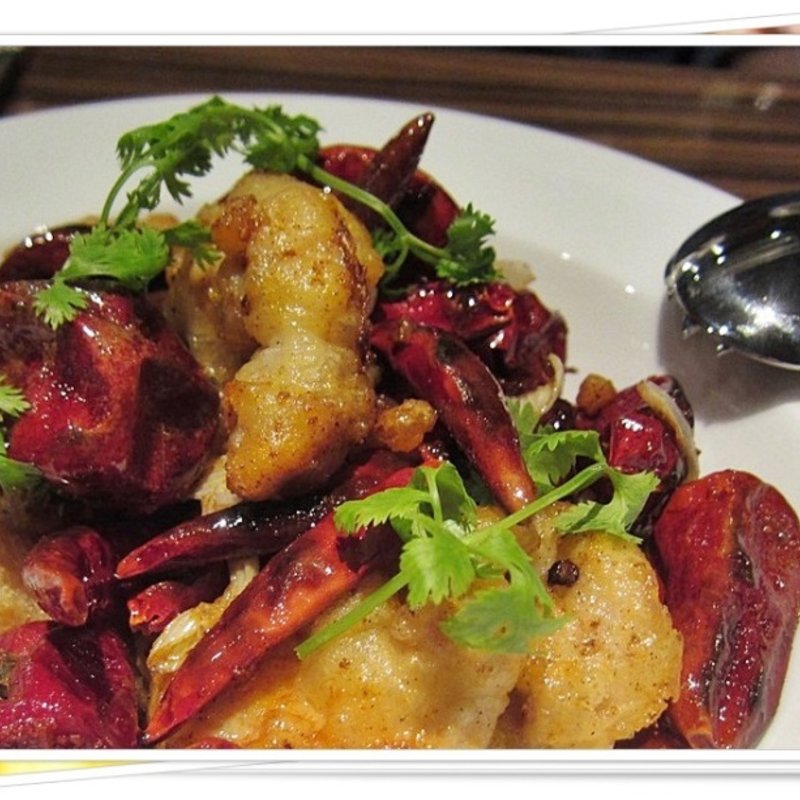 鶏肉の二種の唐辛子炒め(結華楼)