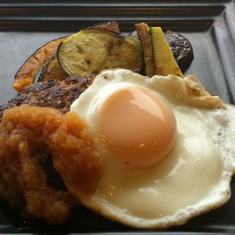 国産牛ハンバーグ(銀波荘 )