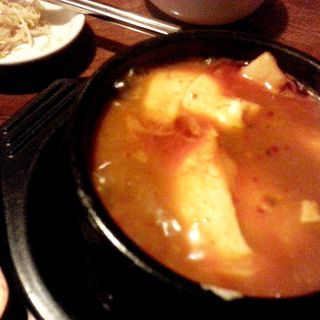 豚キムチスンドゥプ(チャメ(姉妹)恵比寿店)