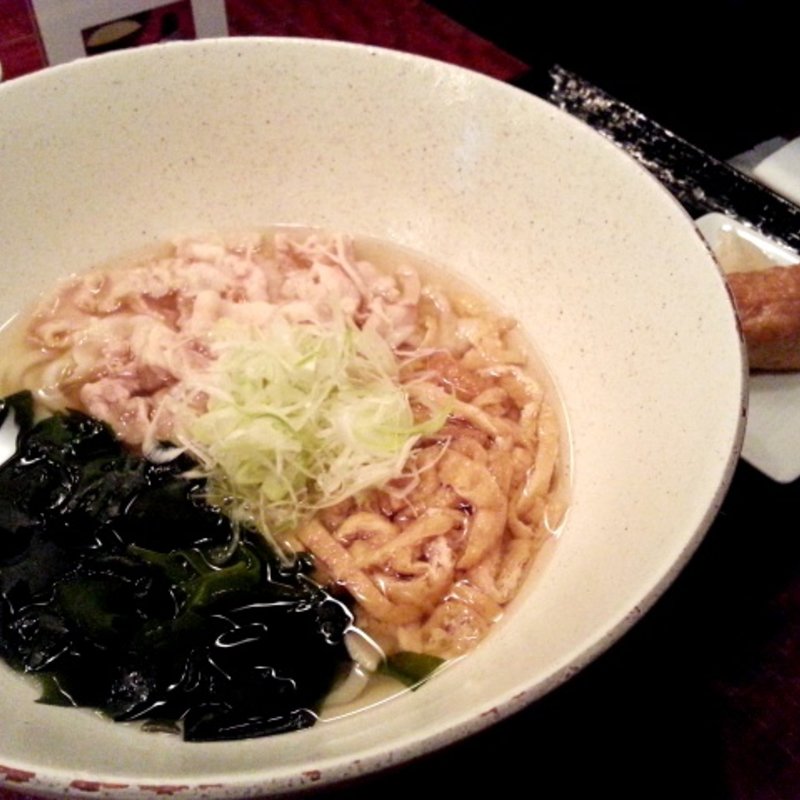 豚肉ときざみきつねの温うどんセット(松玄 恵比寿)