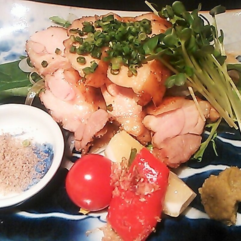 冠地鶏の炭火焼(博多十和蔵 （とわくら 【旧店名】 博多 々藏）)