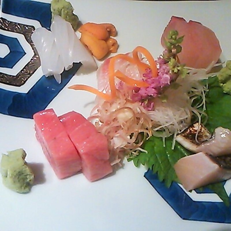 お刺身盛り合わせ（二人前）(博多十和蔵 （とわくら 【旧店名】 博多 々藏）)