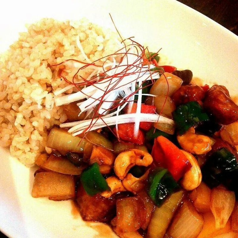 大豆ミートカッシュ丼( ララカフェ)