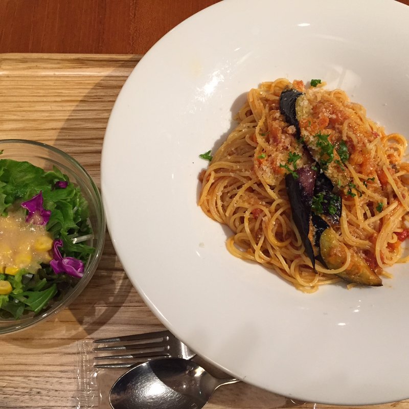 秋茄子のじっくり煮込んだボロネーゼ(カフェ パーク)