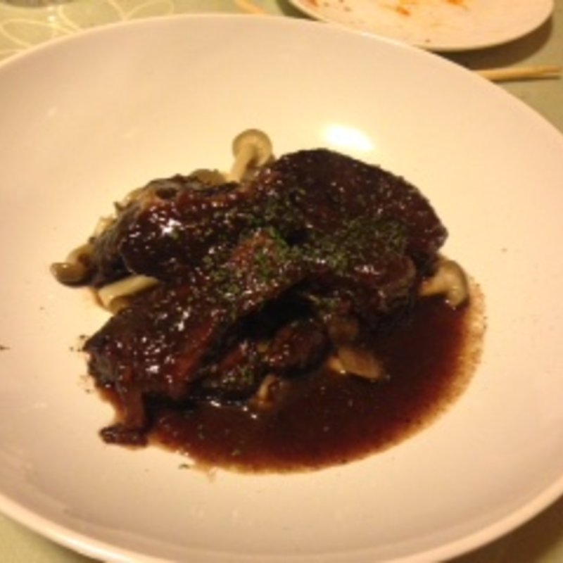 スペアリブのワイン煮込み(いたりあんizakaya祐)