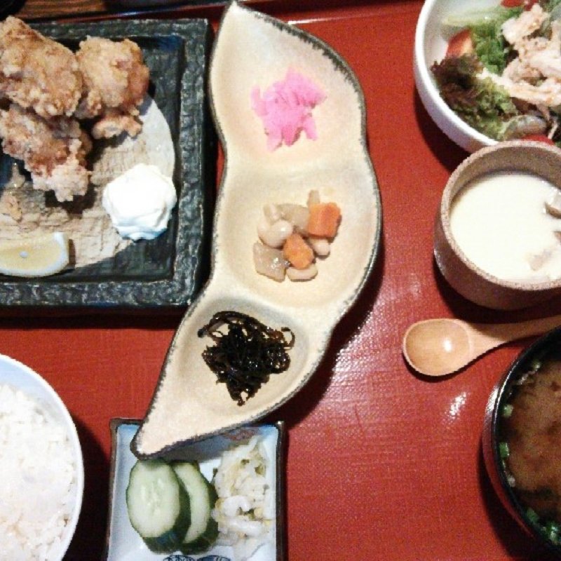 若鶏唐揚定食(小魚阿も珍味　神辺店)