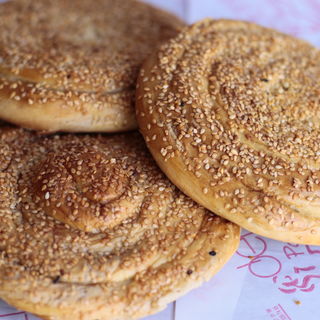 tahinli ekmek(Zeytin Cafe & Ev Yemekleri)