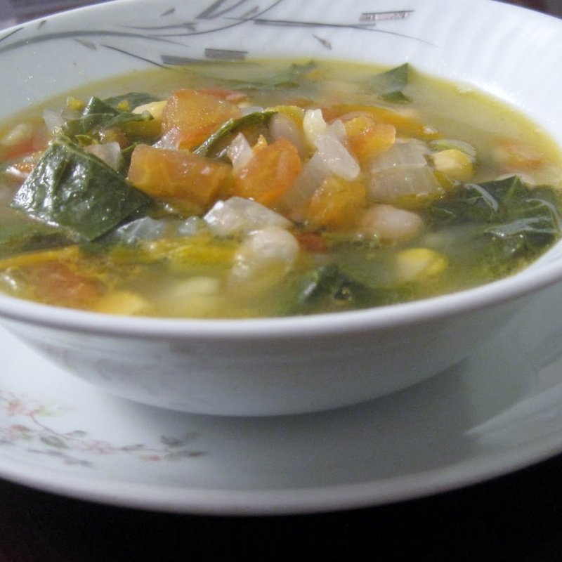 lahana corbasi(Zeytin Cafe & Ev Yemekleri)