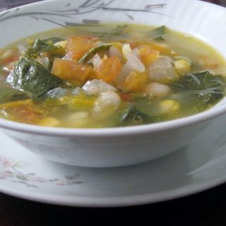 lahana corbasi(Zeytin Cafe & Ev Yemekleri)