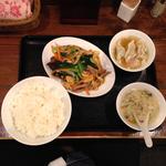 豚肉野菜炒めセット(広東酒家らくらく 江戸川橋 （カントンシュ カラクラク）)