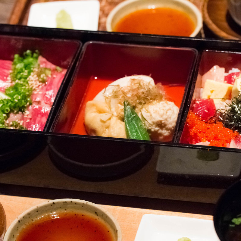 彩り二色重(伊勢門本店 （イセモンホンテン）)