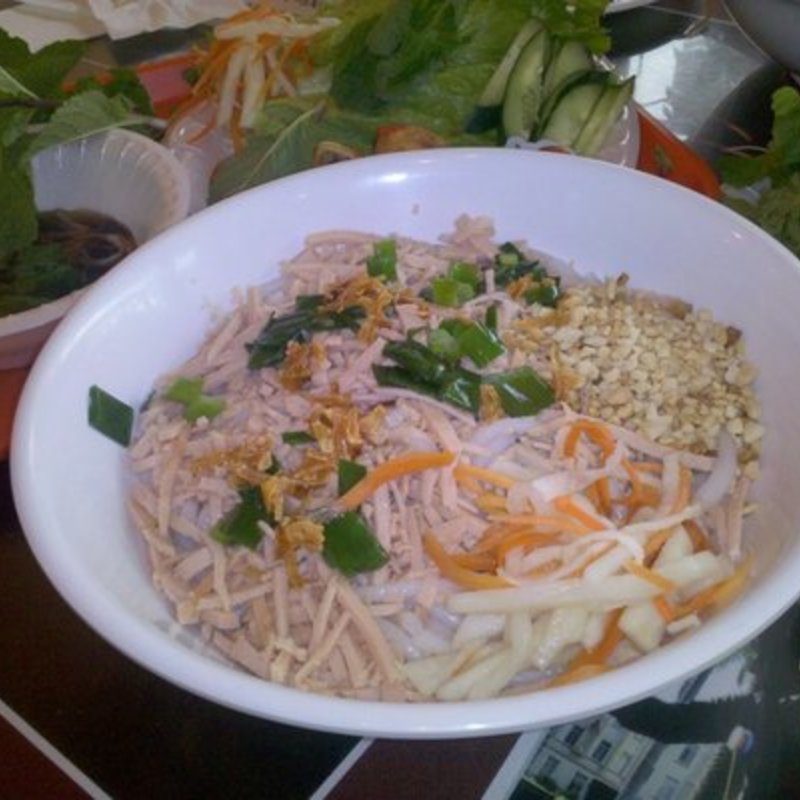 Veggie ham udon ( Nickie-Cafe)