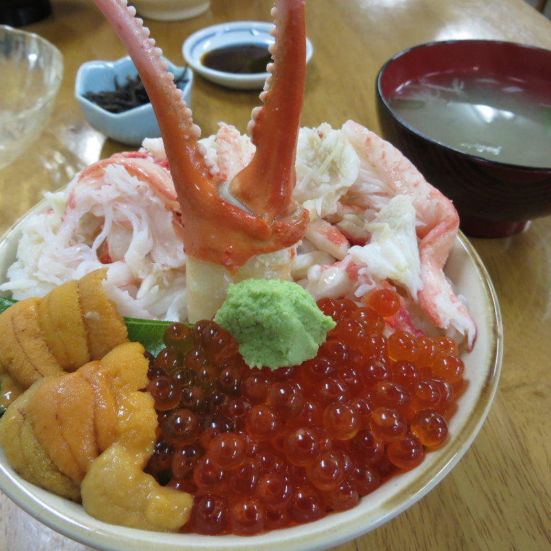 タラバ＆イクラ＆ホタテ(市場食堂 味処たけだ )