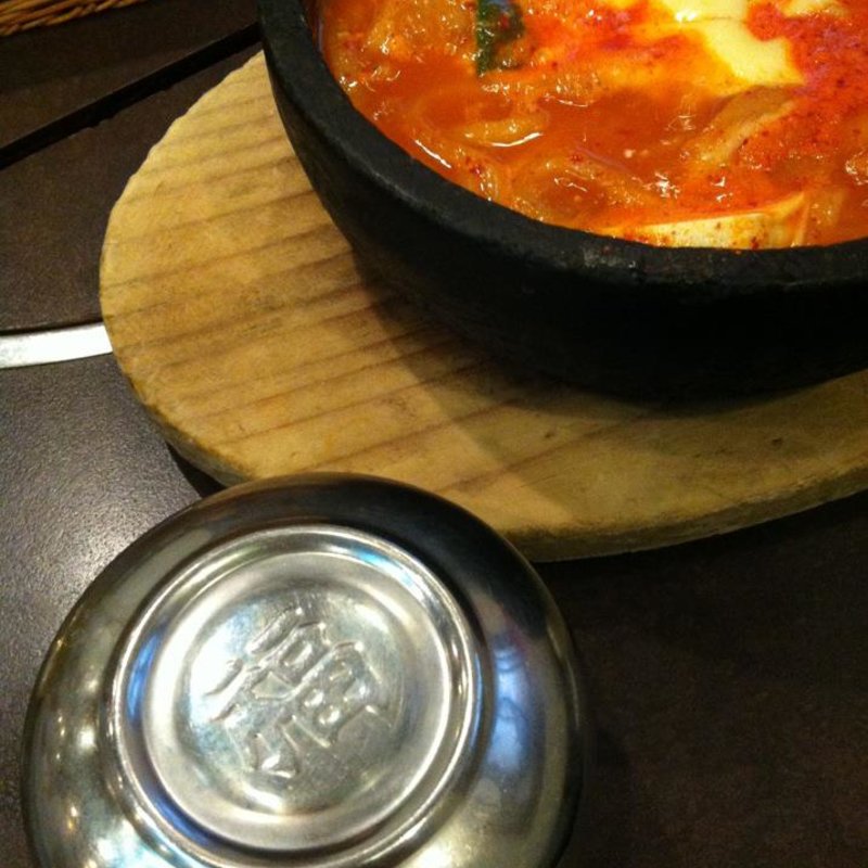 チーズ入りキムチ鍋焼きうどん(アリラン亭 堂島店)