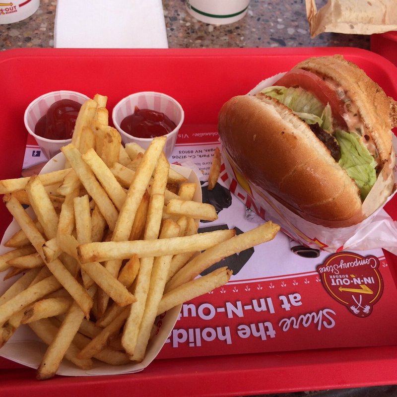 Cheeseburger with onion(In-n-out)