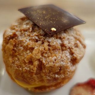 シュー アラクレーム(アヴァンソン （【旧店名】フラットリア）)