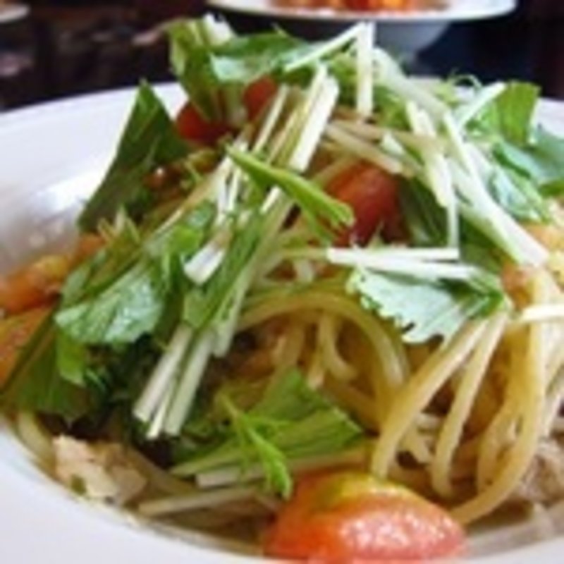 真鯛と京水菜のスパゲッティ(イル ポッツオ （il pozzo）)