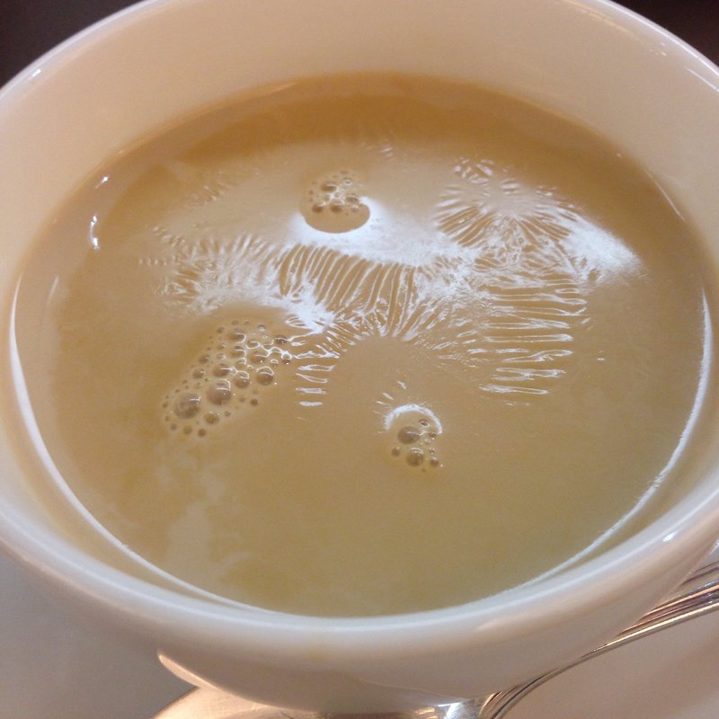 ロイヤルミルクティー(銀座ウエスト ベイカフェ ヨコハマ 横浜髙島屋)