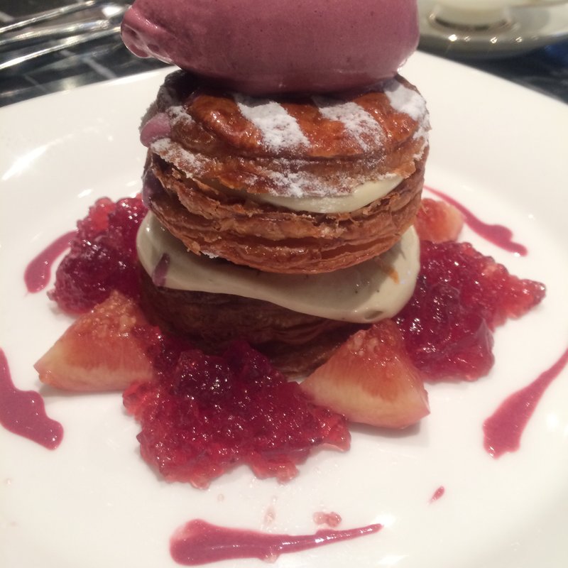 ミルフィーユ・オ・フィグ (Toshi Yoroizuka Mid Town (トシ ヨロイヅカ ミッドタウン))