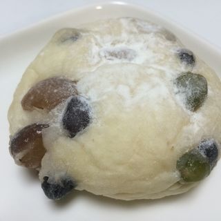 三色まめパン(danish×danish baked by BURDIGALA)