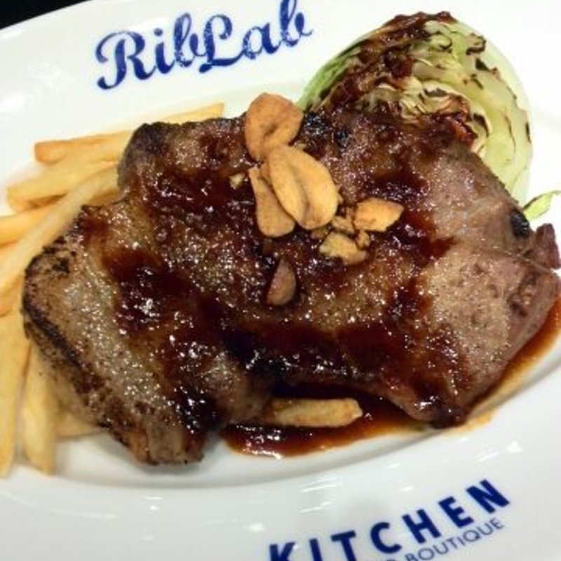 リブラボのやみつきトンテキ（サラダ、ライス付き）(リブラボキッチン 品川)