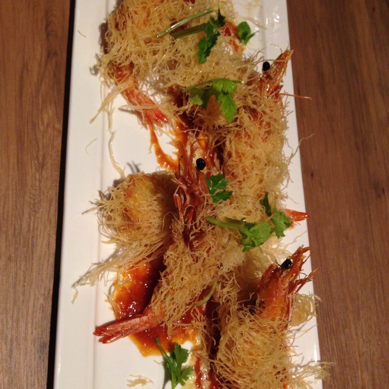 天使海老のさくさく衣の包み揚げ (新宿ランブータン)