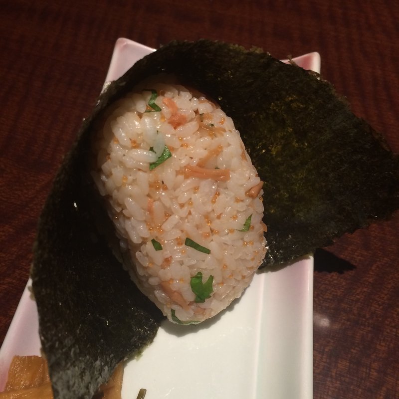 おいしいおにぎり(天神 御膳屋 （おぜんや）)