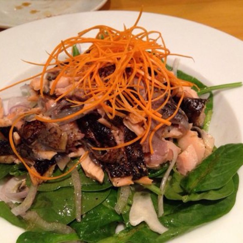 Salmon skin salad(Rinka)