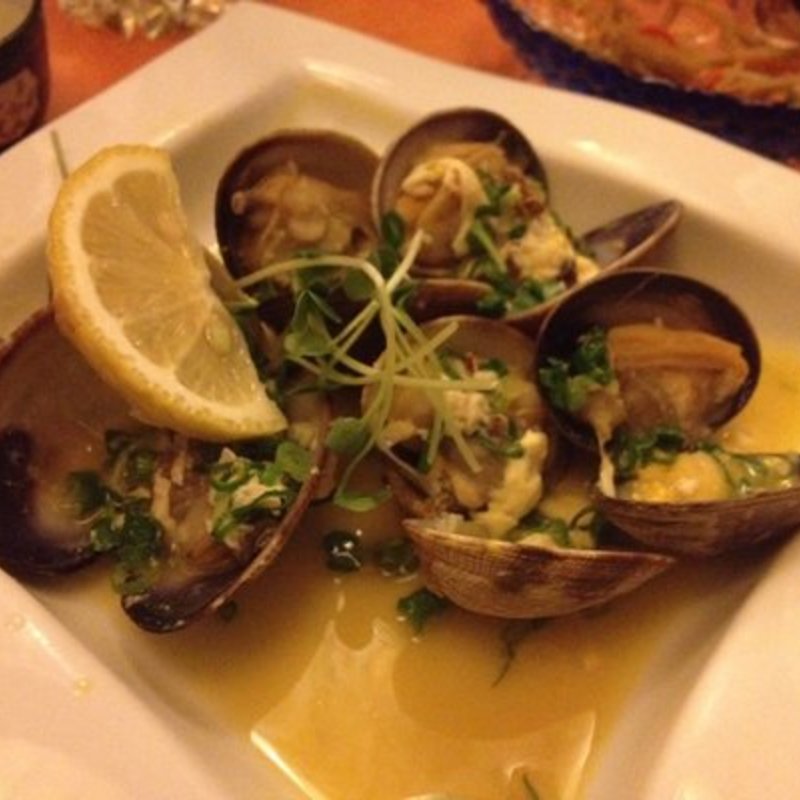 drunken clams(Morio’s Sushi Bistro)