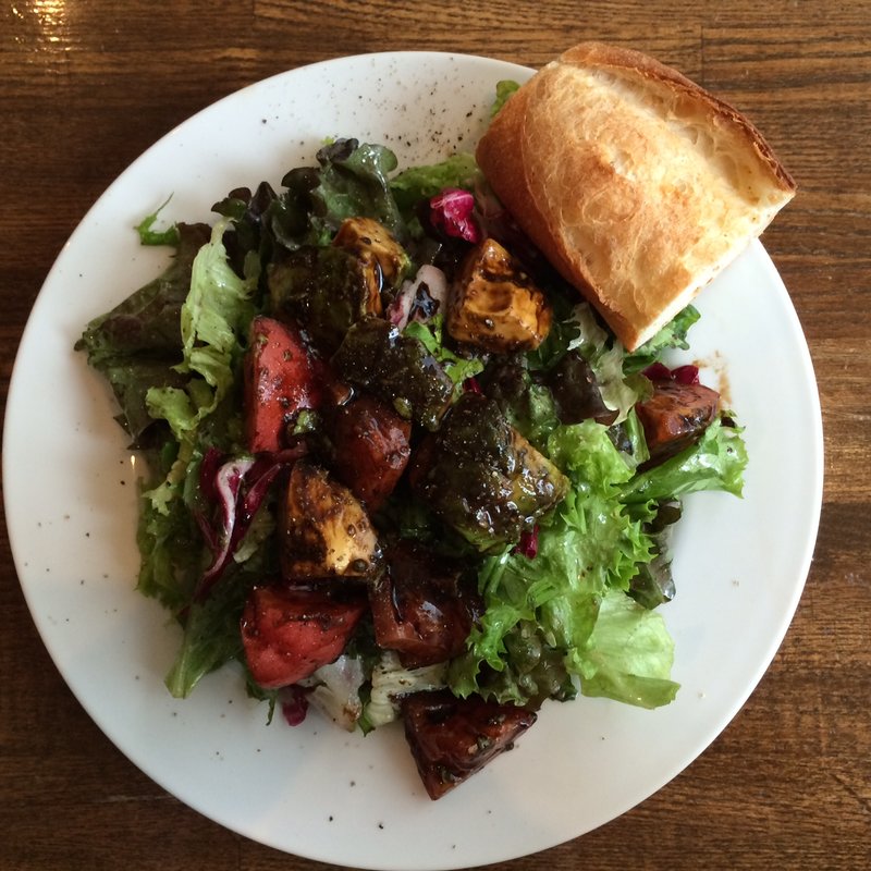 アボカドとトマトのサラダ（Lunch）(ビルボケ 1号店 （le bilboquet）)