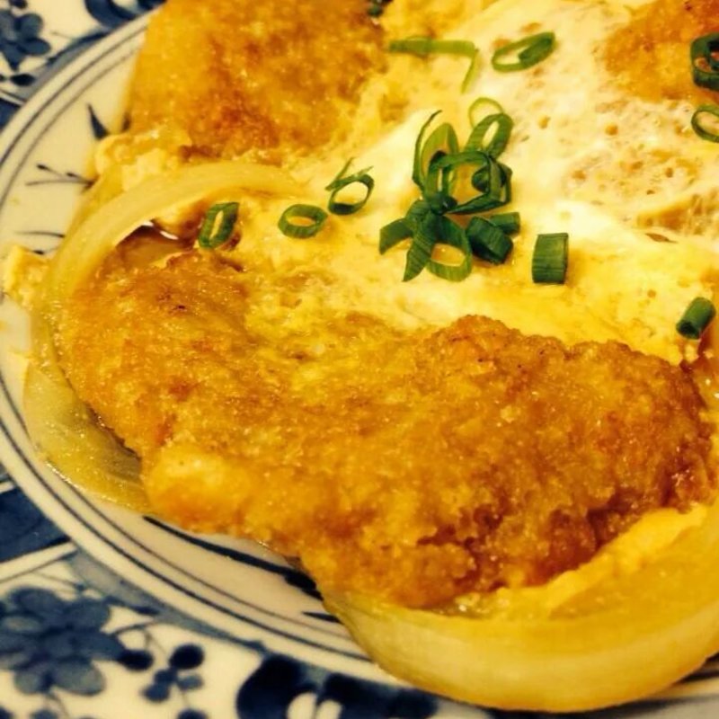 マグロカツの玉子とじ(ぼんぞう)