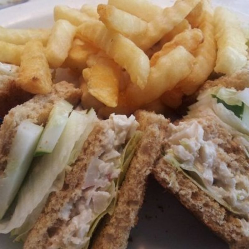 seafood clubhouse( New Eagle Cafe)