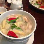海鮮湯麺