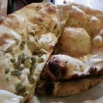 Jalapeno and garlic naan(Cafe Maharani)