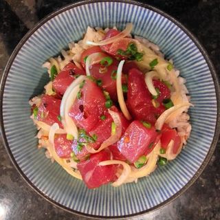Shoyu Poke Bowl(Uptown Cafe)