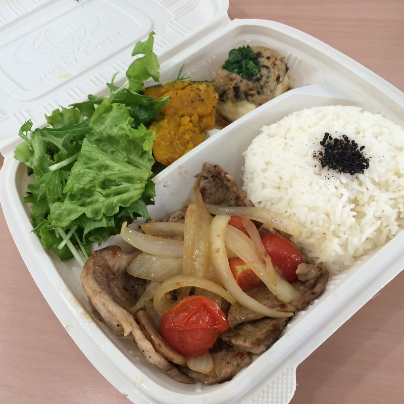 ベトナム風豚の生姜焼き(バタフライ カフェ)