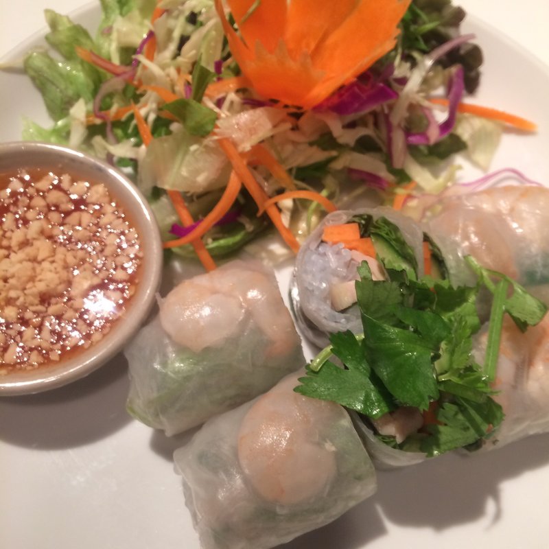 タイ風生春巻き(恵比寿ガパオ食堂)