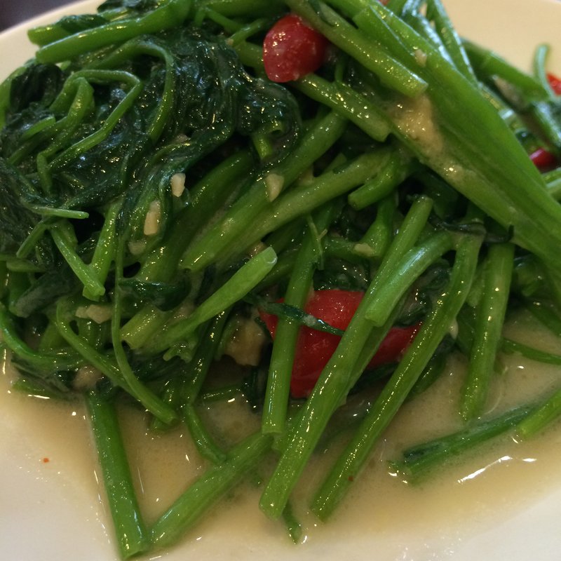 空心菜の炒め物(明月湯包)