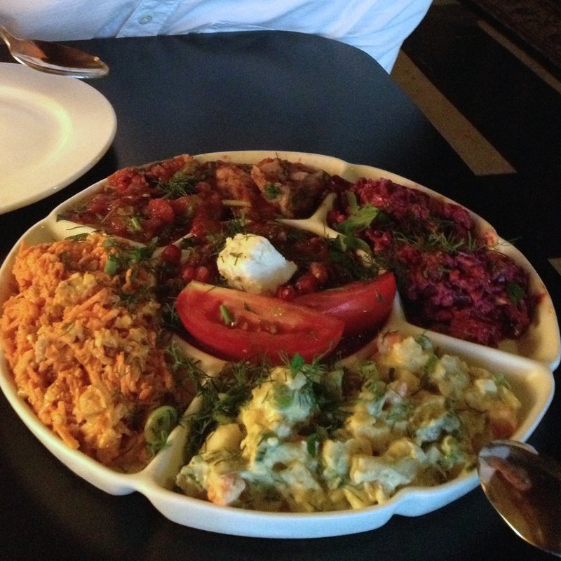 Salad Sampler Platter(Pomegranate Restaurant)