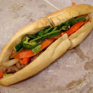Bánh Mì Vietnamese sandwich (Mix Plate Cafe)