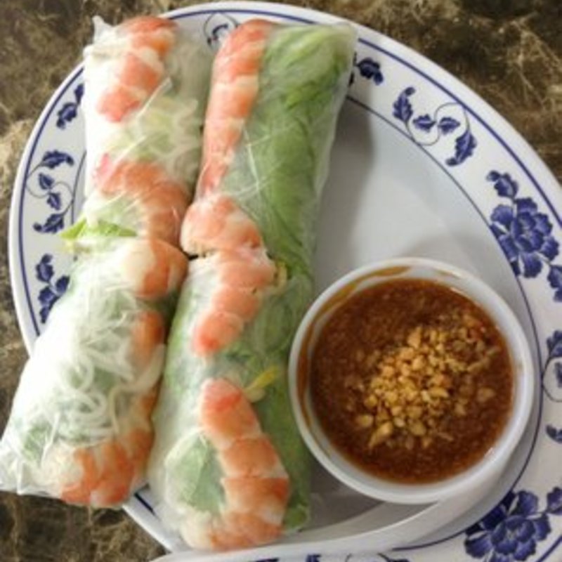 Shrimp summer rolls (Aloha Pho)