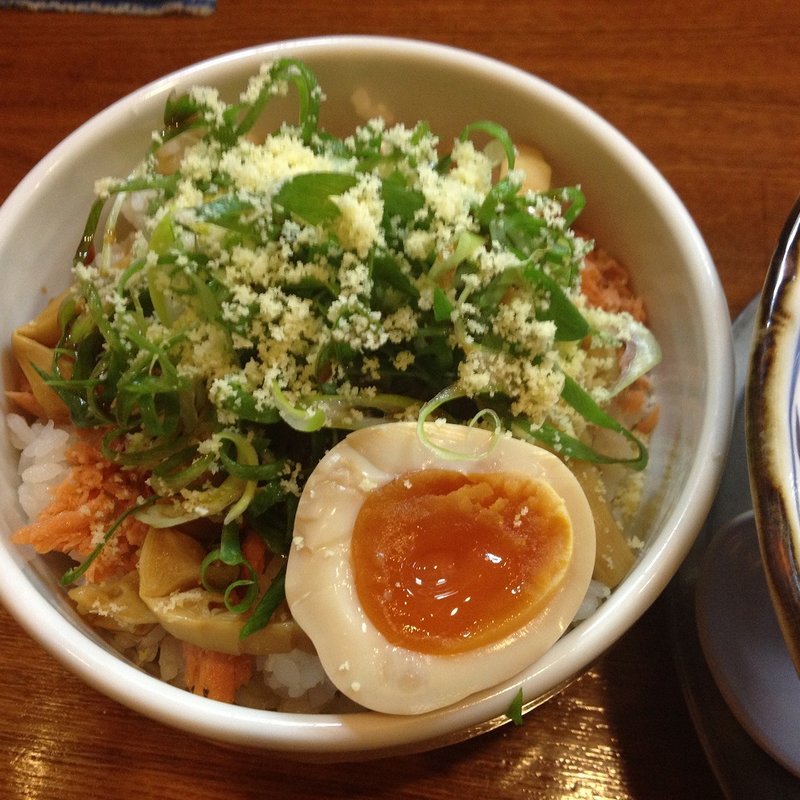 チーズのせ鮭ごはん(ラーメン ジャクソンズ)