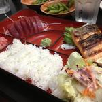 Sashimi salmon combo dinner