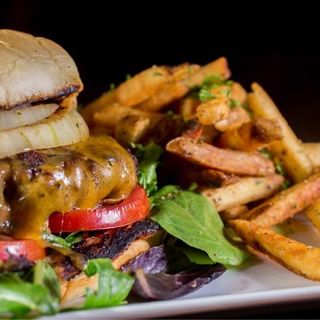 50/50 bacon/angus sirloin burger(Shore Fyre Fresh Grill )