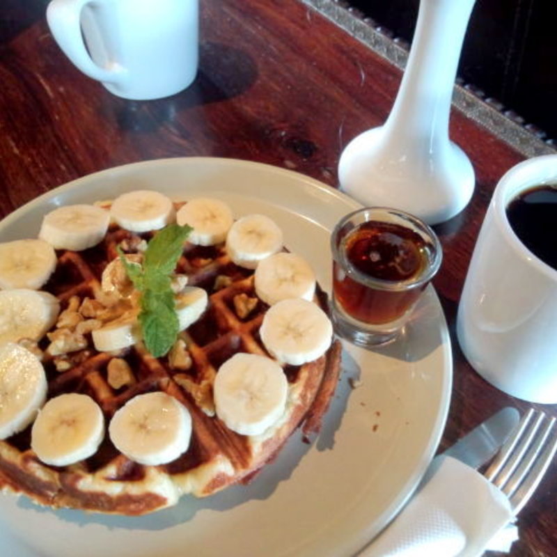 waffle(ChadLou’s Coffee Lounge)