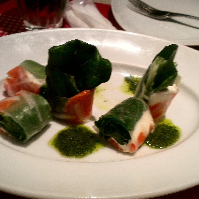 チーズとトマトの生春巻き(ザ・ステーション グリル ルミネエスト新宿店)