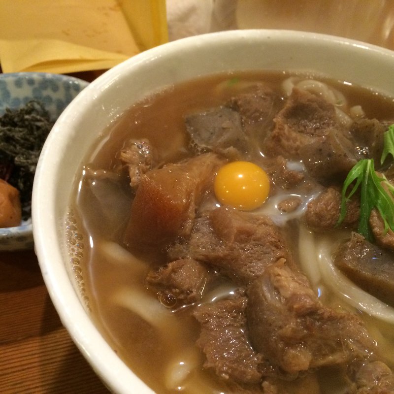 牛すじうどん