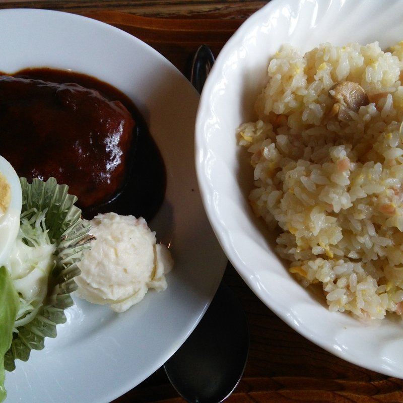 ハンバーグ&ピラフセット(カフェ・ド・フランス )