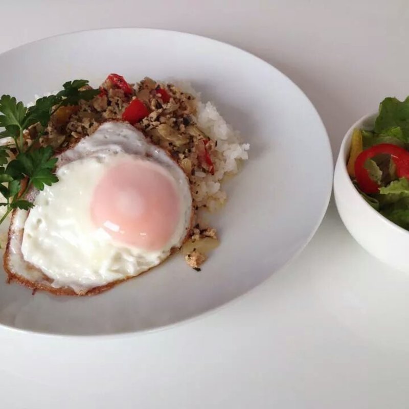 カパオライスランチ(きりんカフェ)