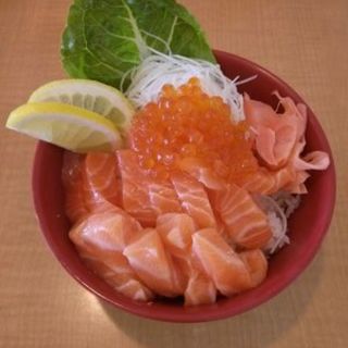 Salmon & Ikura Don(Spicy Ahi )